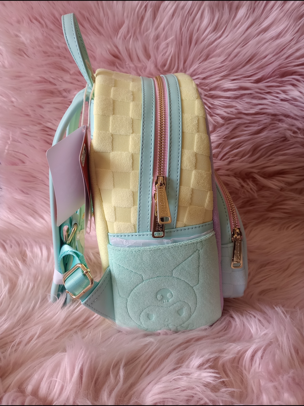 SDCC Limited Edition Hello Kitty & Friends Color Block Terry Cloth Mini Backpack - Picture 10 of 12